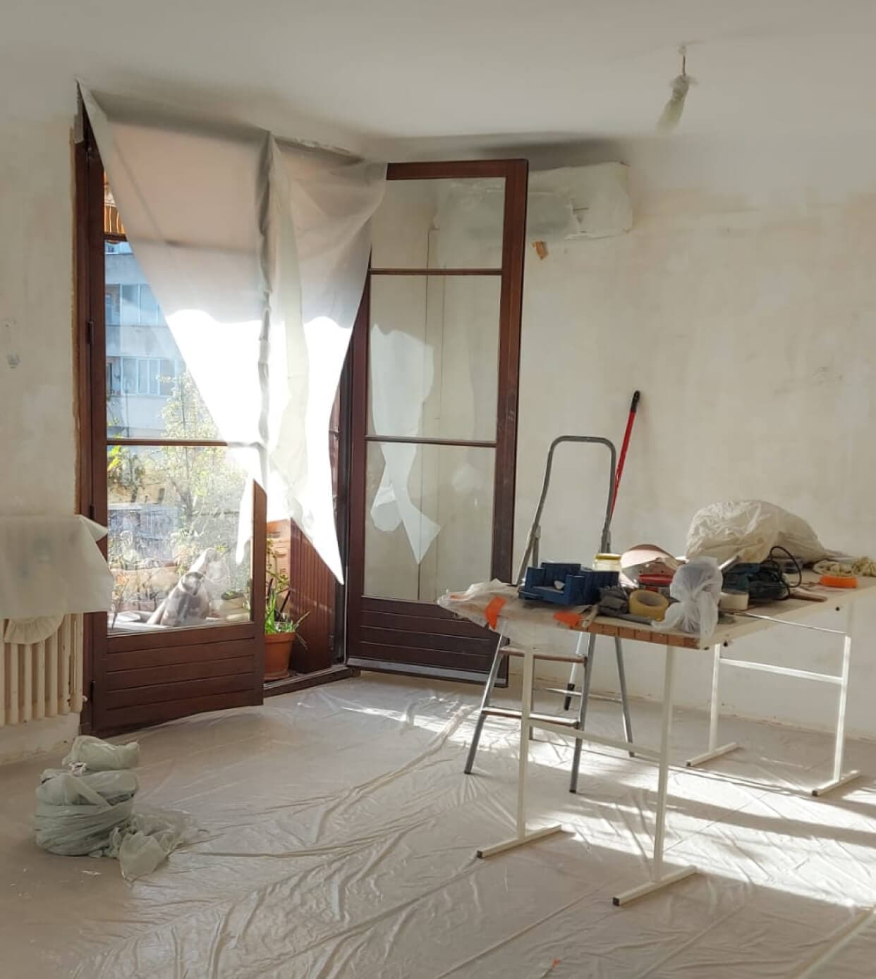 Straw Bag Creator Inès Bressand Links France and Ghana